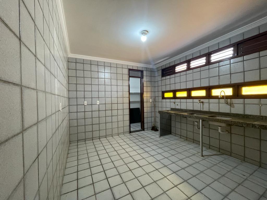 Imagem Casa com 4 Quartos à Venda, 240 m²em Capim Macio - Natal