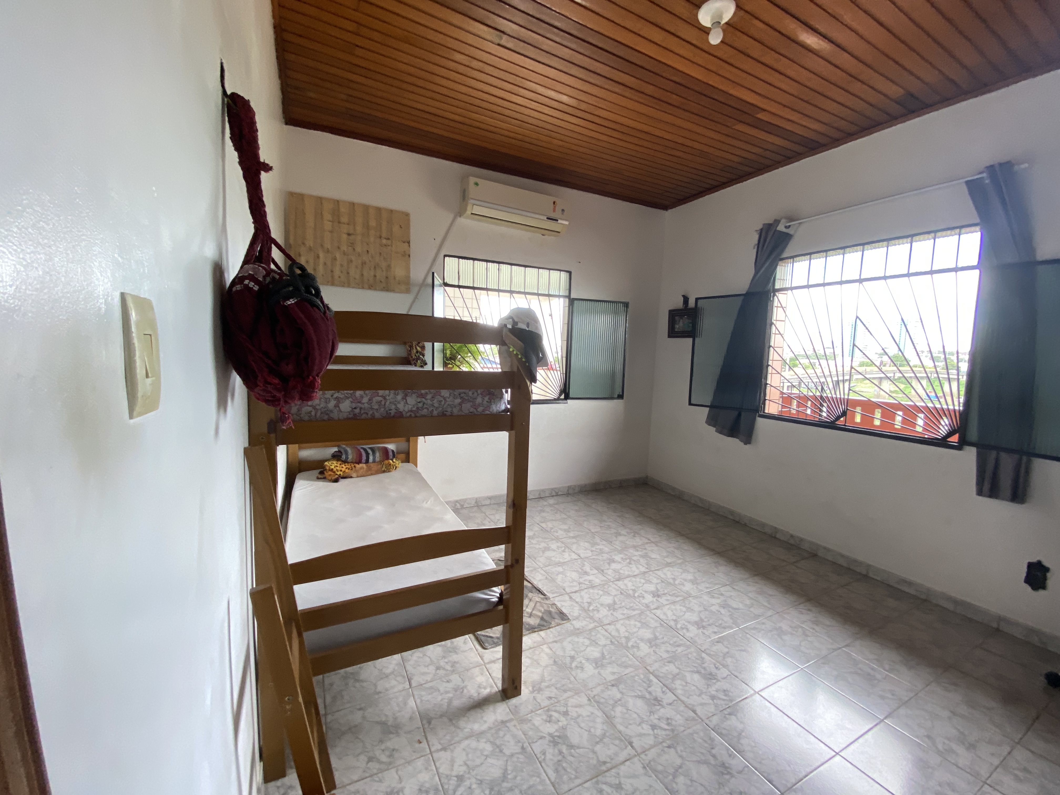 Imagem Sobrado com 6 Quartos à Venda, 276 m² em São Raimundo - Manaus Imagem Sobrado com 6 Quartos à Venda, 276 m² em São Raimundo - Manaus