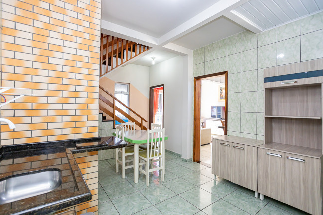 Imagem Casa com 3 Quartos à Venda, em Sítio Cercado - Curitiba Imagem Casa com 3 Quartos à Venda, em Sítio Cercado - Curitiba