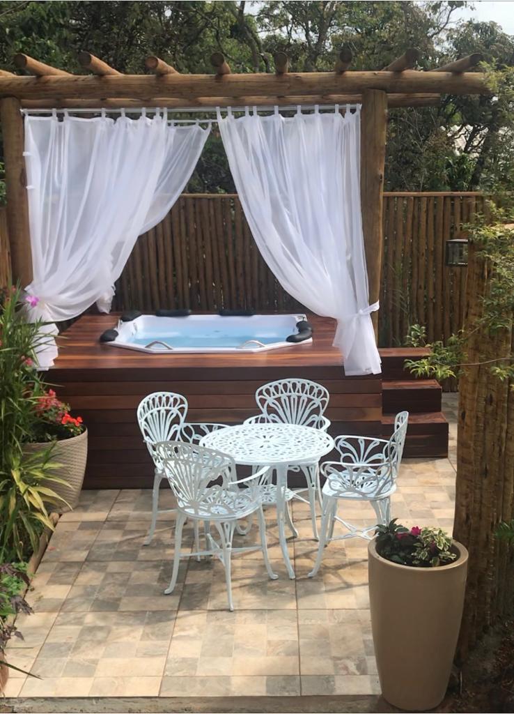 Imagem Casa com 4 Quartos à Venda, 1 m²em Recanto da Aldeia - Brumadinho Imagem Casa com 4 Quartos à Venda, 1 m²em Recanto da Aldeia - Brumadinho