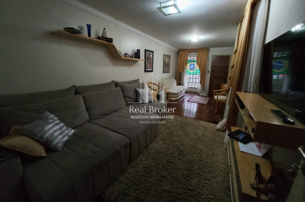 Imagem Casa com 3 Quartos à Venda, 280 m²em Orfãs - Ponta Grossa Imagem Casa com 3 Quartos à Venda, 280 m²em Orfãs - Ponta Grossa