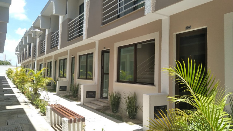 Imagem Casa de Condomínio com 2 Quartos à Venda, 77 m² em Nova Parnamirim - Parnamirim