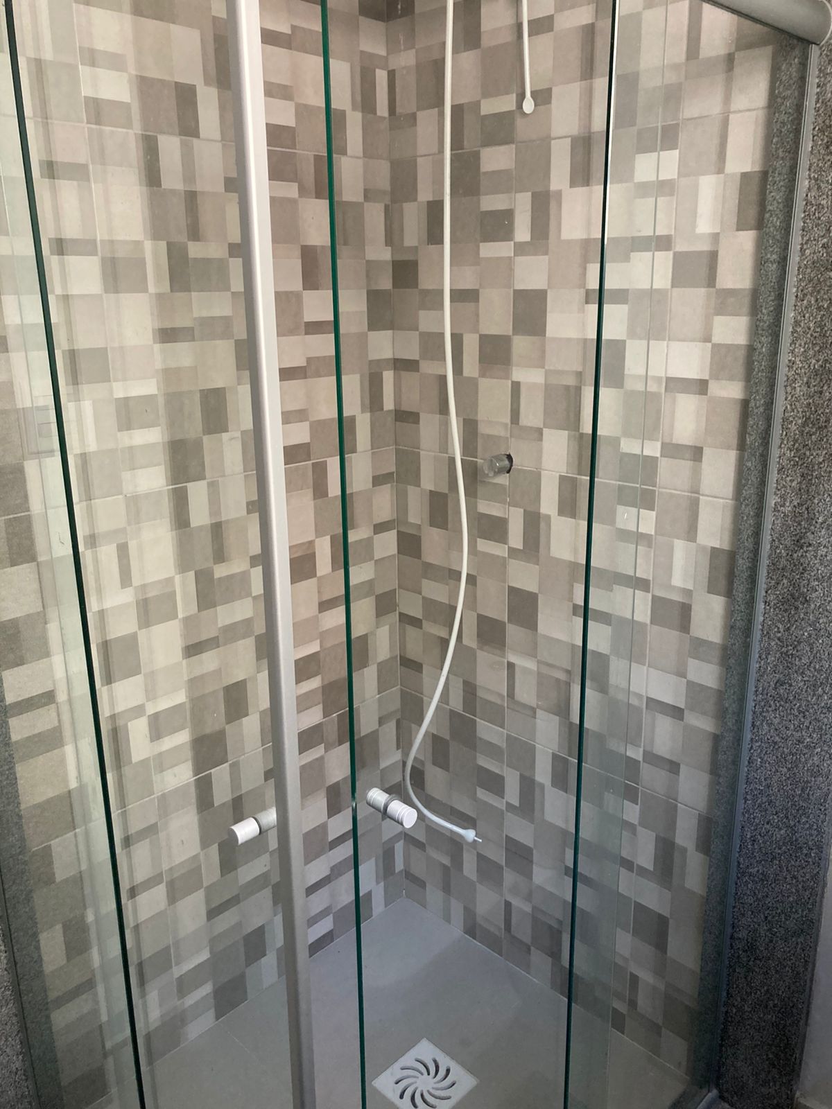 Imagem Apartamento com 2 Quartos à Venda, 63 m² em Menino Deus - Porto Alegre