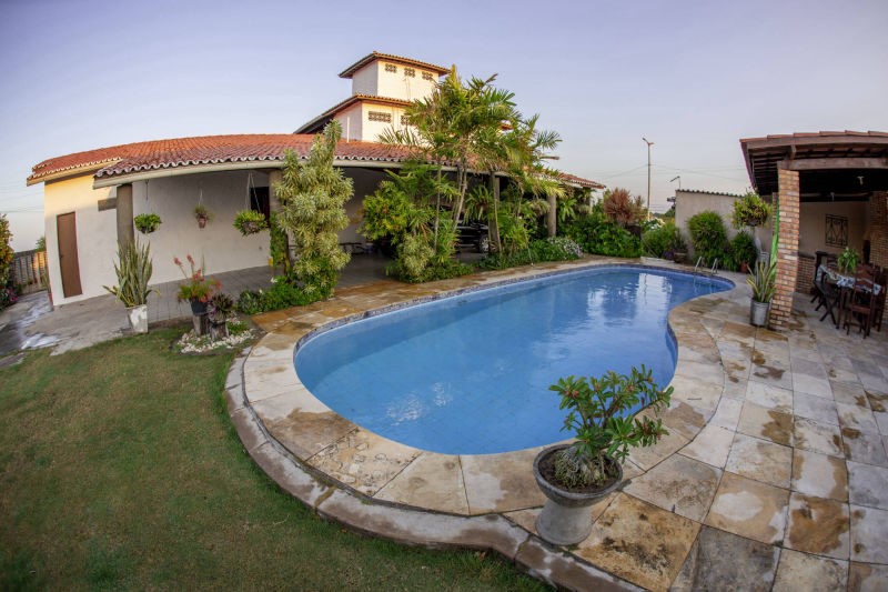 Imagem Casa com 6 Quartos à Venda, 412 m² em Pacheco - Caucaia Imagem Casa com 6 Quartos à Venda, 412 m² em Pacheco - Caucaia