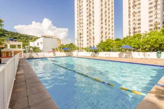 Imagem Apartamento com 3 Quartos à Venda, 80 m² em Laranjeiras - Rio de Janeiro Imagem Apartamento com 3 Quartos à Venda, 80 m² em Laranjeiras - Rio de Janeiro