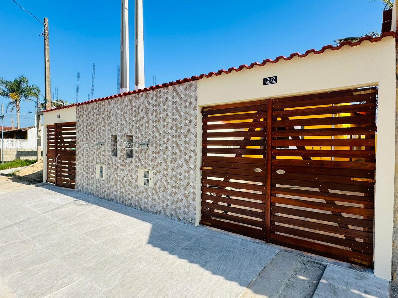 Imagem Casa com 2 Quartos à Venda, 70 m²em Jardim Suarão - Itanhaém