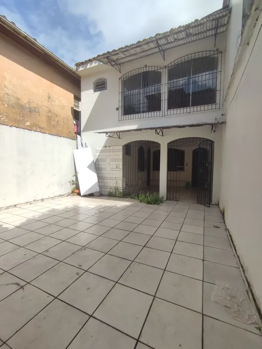 Imagem Casa com 4 Quartos para Alugar, 372 m²em Telégrafo - Belém Imagem Casa com 4 Quartos para Alugar, 372 m²em Telégrafo - Belém