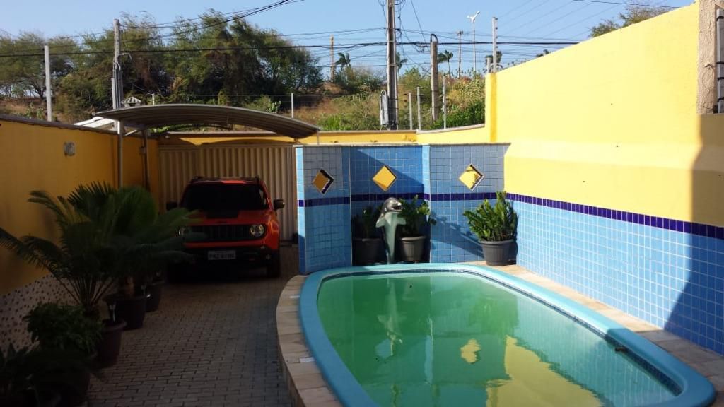 Imagem Sobrado com 5 Quartos à Venda, 252 m²em Manuel Dias Branco - Fortaleza Imagem Sobrado com 5 Quartos à Venda, 252 m²em Manuel Dias Branco - Fortaleza