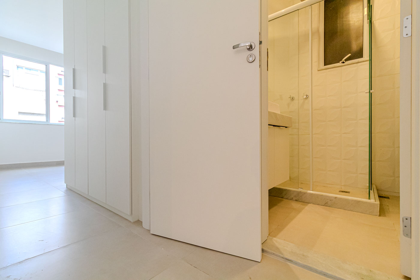 Imagem Apartamento com 3 Quartos à Venda, 133 m²em Copacabana - Rio de Janeiro Imagem Apartamento com 3 Quartos à Venda, 133 m²em Copacabana - Rio de Janeiro
