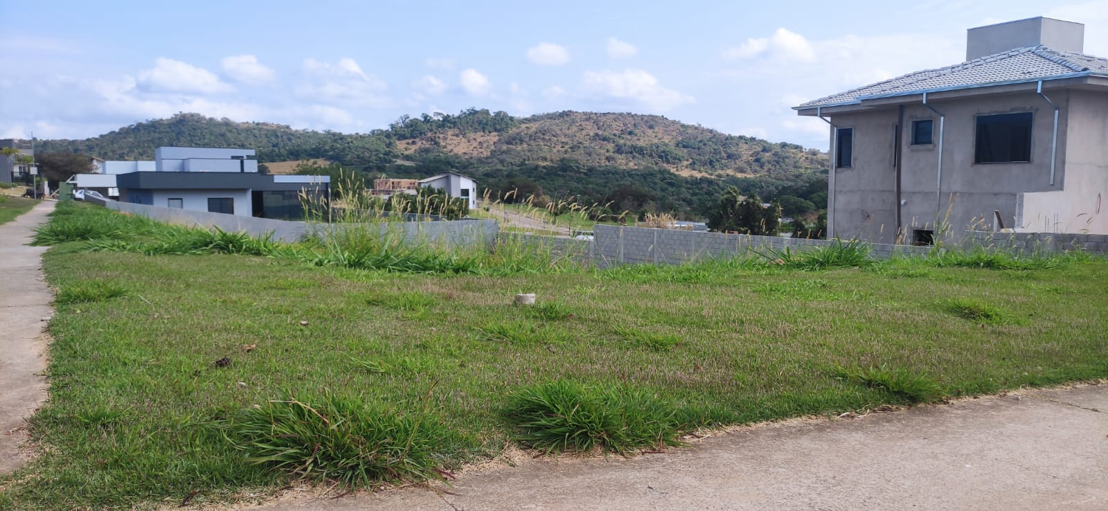 Imagem Terreno em Condomínio à Venda, 800 m²em Medeiros - Jundiaí