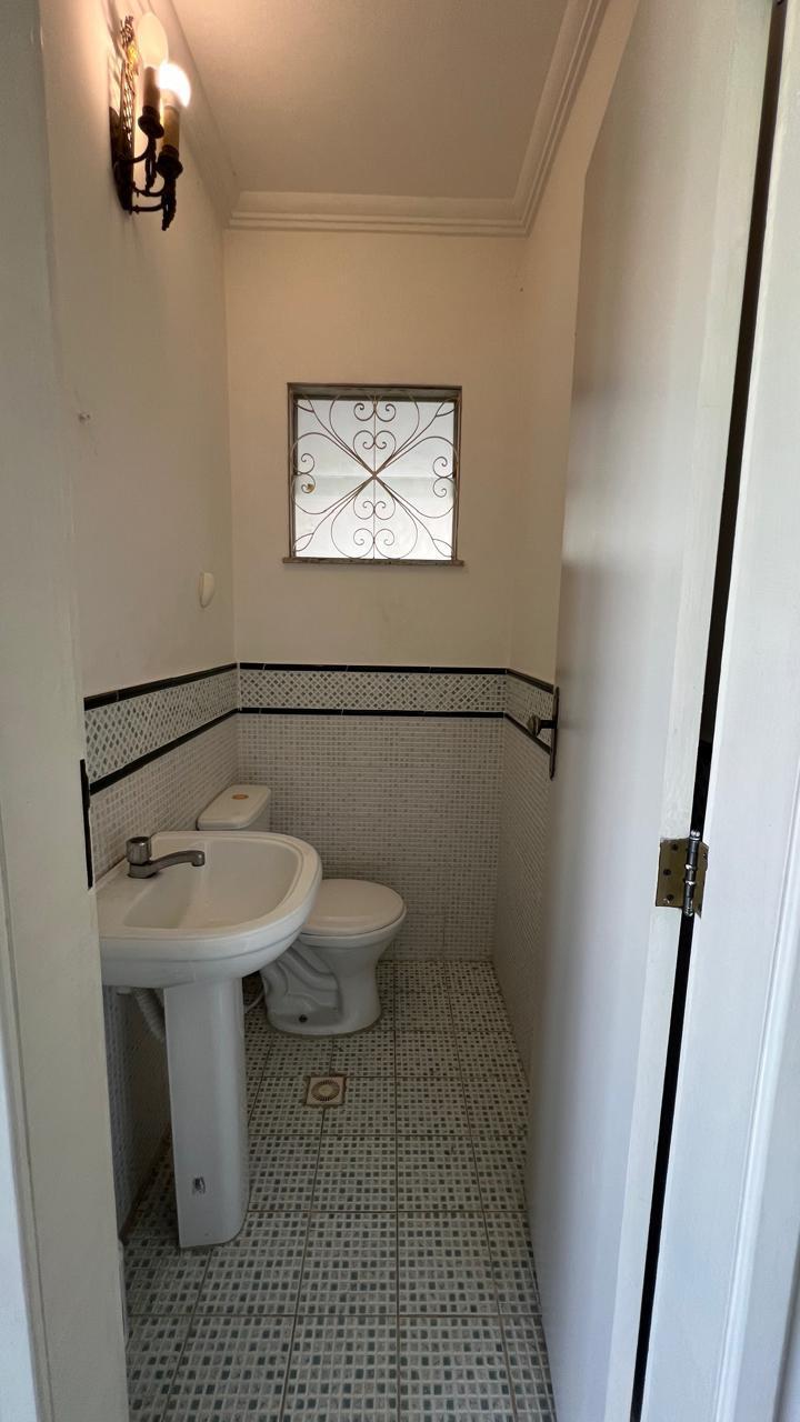 Imagem Casa de Condomínio com 3 Quartos para Alugar, 200 m²em Buraquinho - Lauro de Freitas Imagem Casa de Condomínio com 3 Quartos para Alugar, 200 m²em Buraquinho - Lauro de Freitas