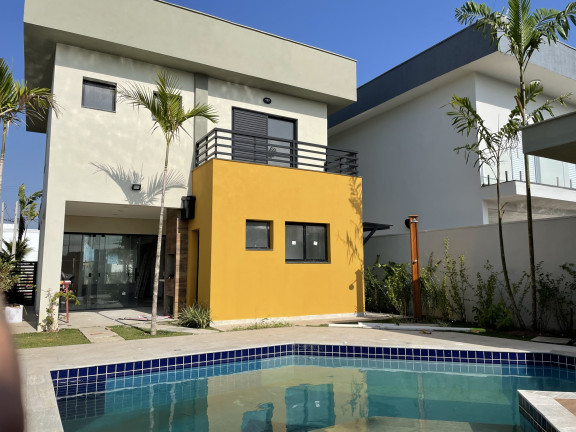 Imagem Casa de Condomínio com 3 Quartos à Venda, 205 m² em Jardim Guacyra - Itanhaém