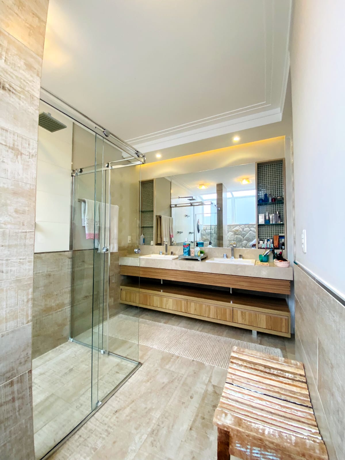 Imagem Casa de Condomínio com 3 Quartos à Venda, 370 m²em Medeiros - Jundiaí