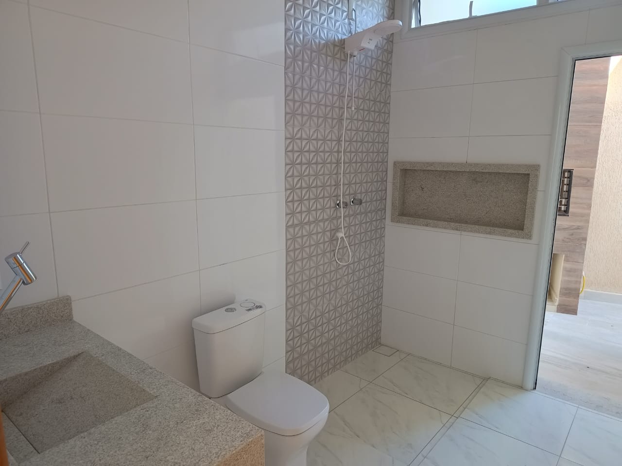 Imagem Casa de Condomínio com 3 Quartos à Venda, 158 m²em Condomínio Terras do Vale - Caçapava