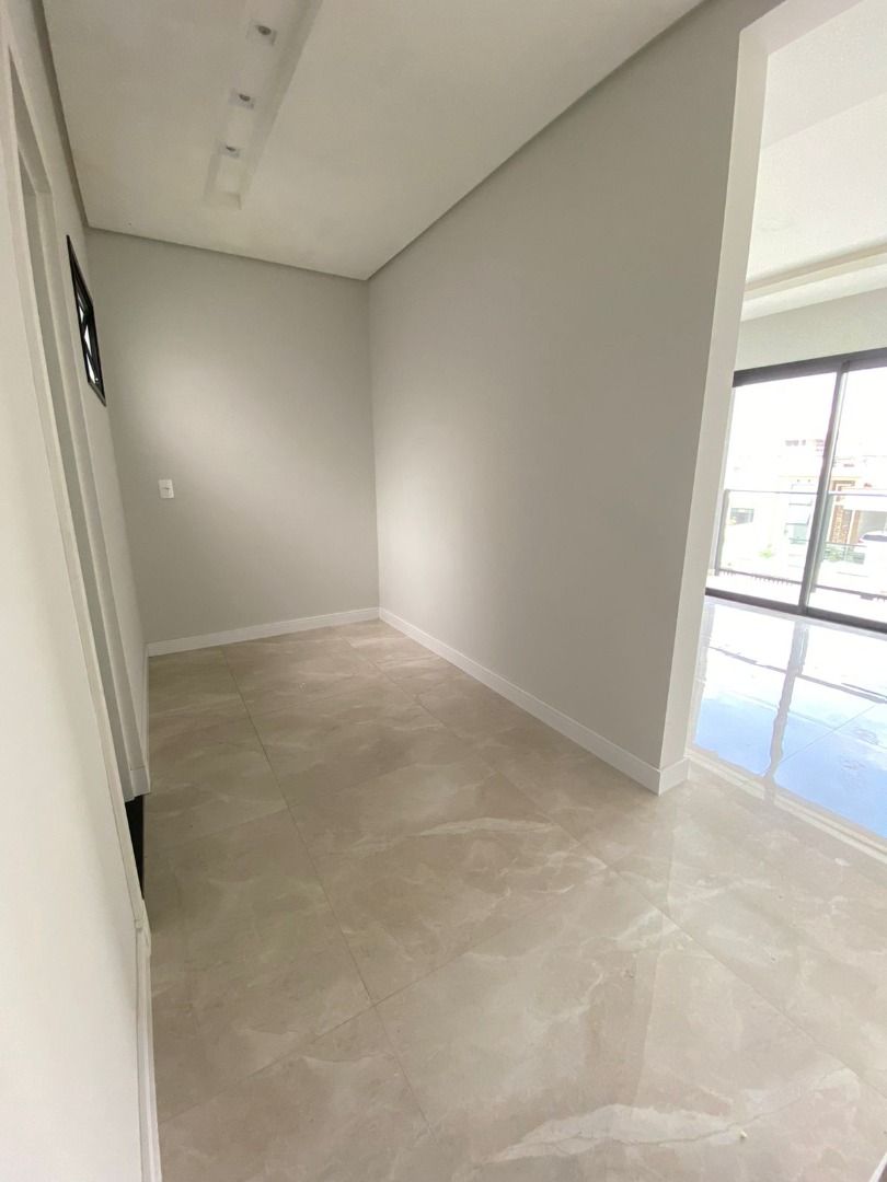 Imagem Sobrado com 3 Quartos à Venda, 90 m²em Areias - Tijucas Imagem Sobrado com 3 Quartos à Venda, 90 m²em Areias - Tijucas
