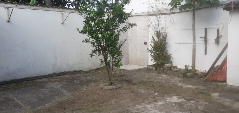Imagem Casa com 2 Quartos à Venda, 300 m² em Jardim Jaqueira - Caraguatatuba Imagem Casa com 2 Quartos à Venda, 300 m² em Jardim Jaqueira - Caraguatatuba