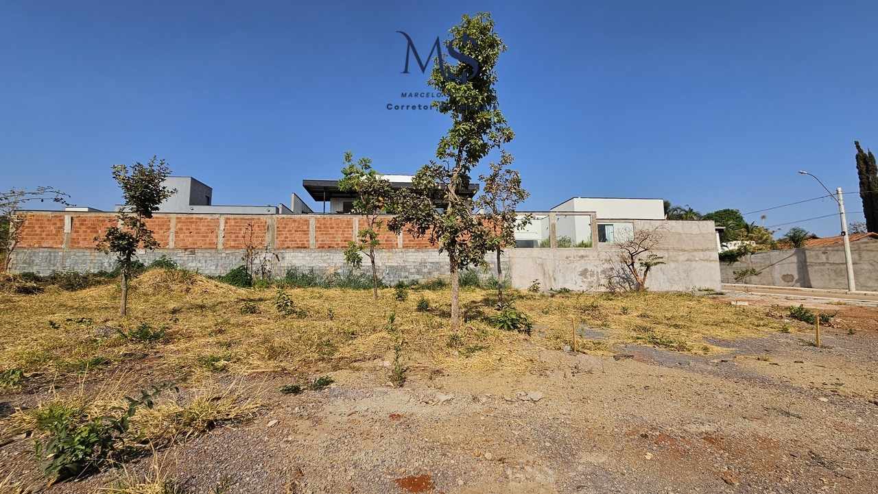 Imagem Terreno à Venda, 556 m²em Setor Habitacional Contagem (Sobradinho) - Brasília