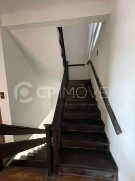 Imagem Sobrado com 4 Quartos à Venda, 233 m²em Santa Maria Goretti - Porto Alegre