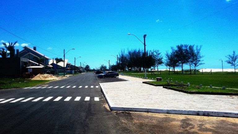 Imagem Terreno à Venda, 300 m² em Capão Novo Village - Capão Da Canoa