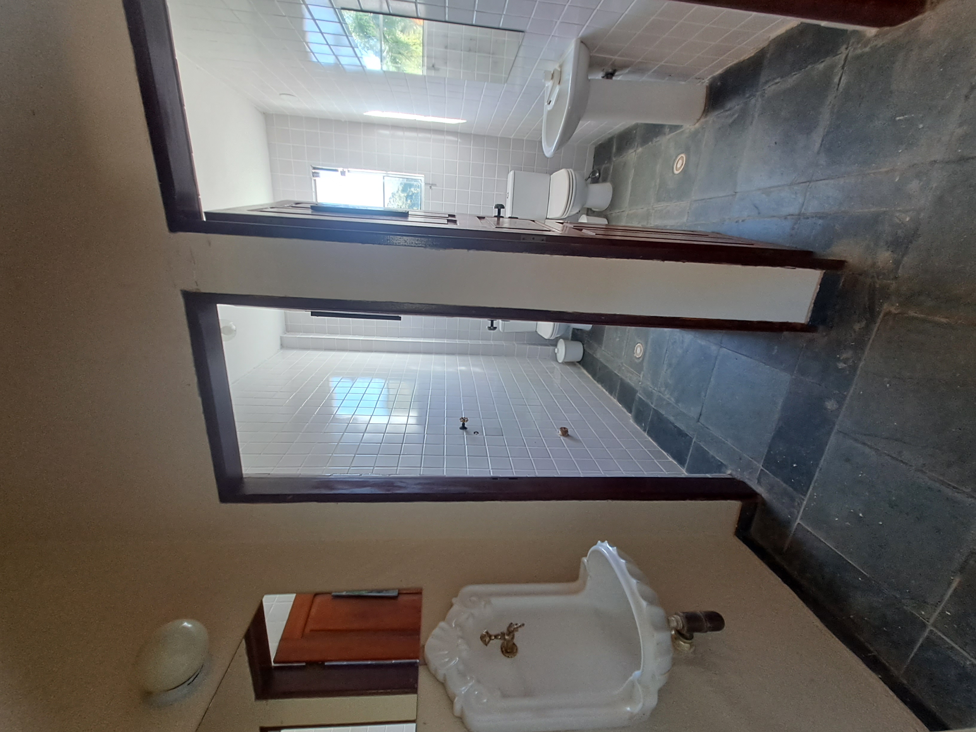 Imagem Chácara com 14 Quartos à Venda, 990 m²em Centro - Santa Branca Imagem Chácara com 14 Quartos à Venda, 990 m²em Centro - Santa Branca