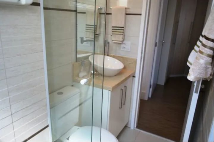 Imagem Apartamento com 2 Quartos à Venda, 52 m²em Jardim Maria Duarte - São Paulo