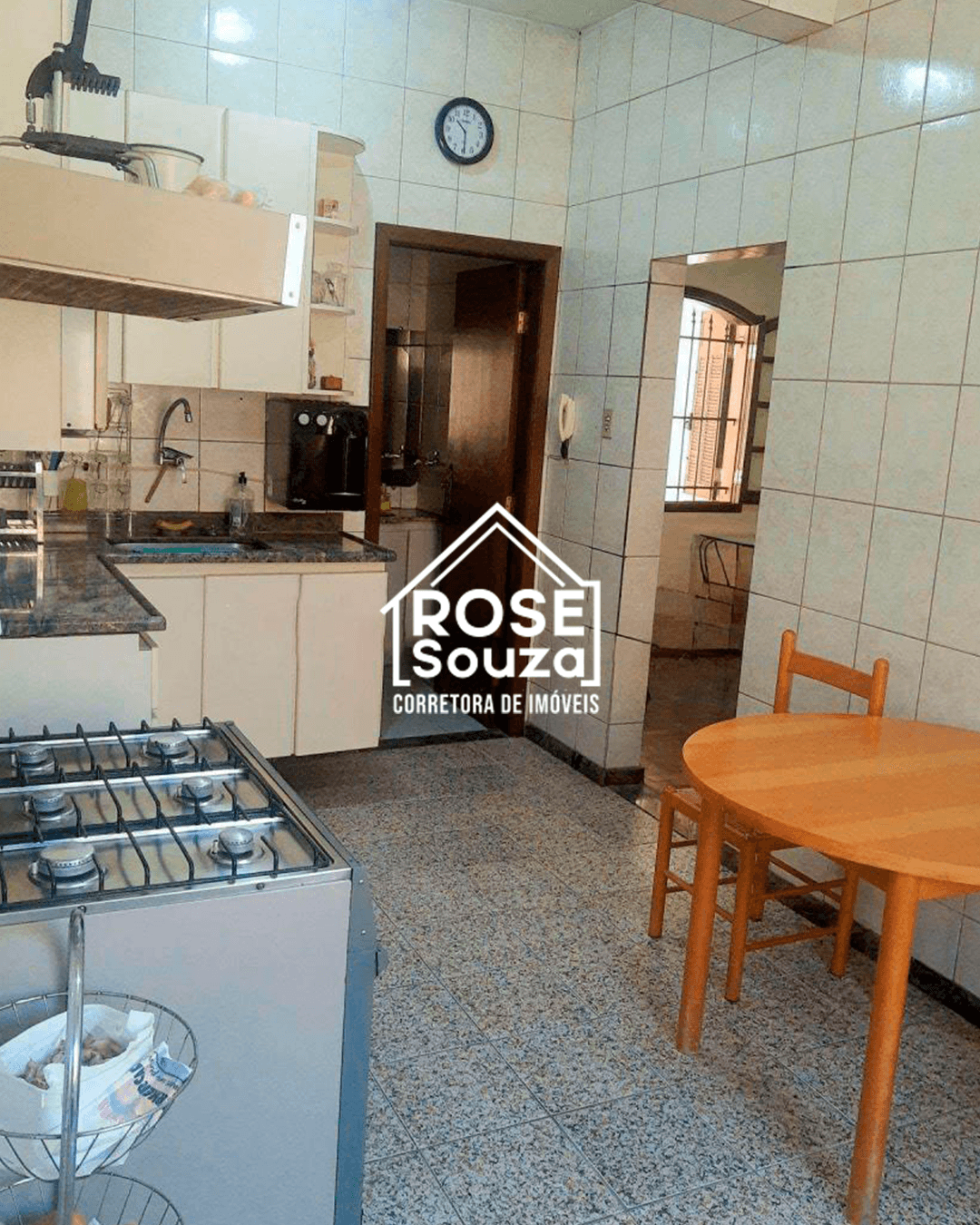 Imagem Casa com 3 Quartos à Venda, 145 m²em Alto dos Pinheiros - Belo Horizonte Imagem Casa com 3 Quartos à Venda, 145 m²em Alto dos Pinheiros - Belo Horizonte