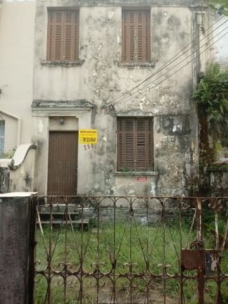 Imagem Casa com 5 Quartos à Venda,  em Macuco - Santos