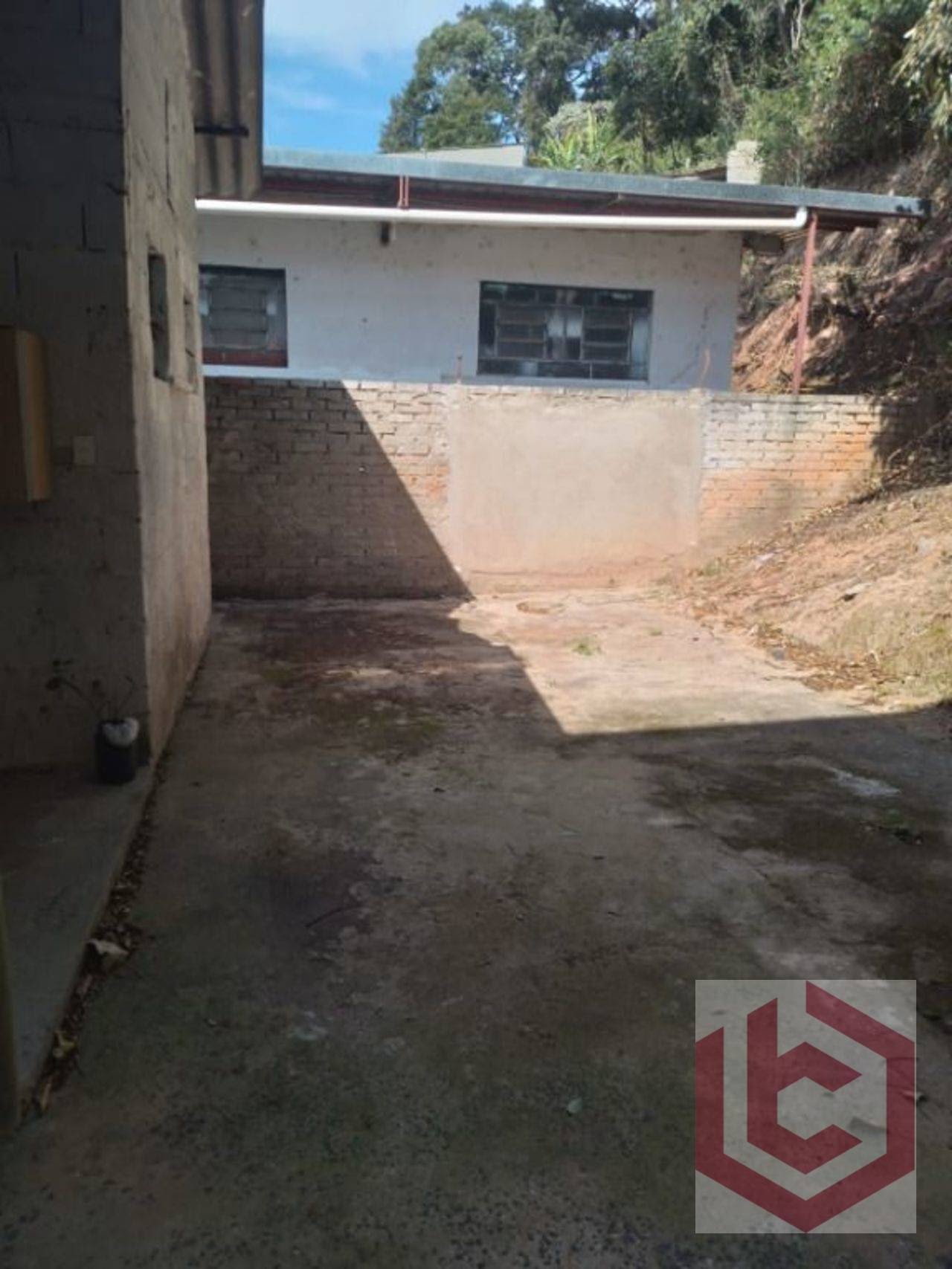 Imagem Galpão à Venda, 120 m²em Refúgio da Serra - Serra Negra