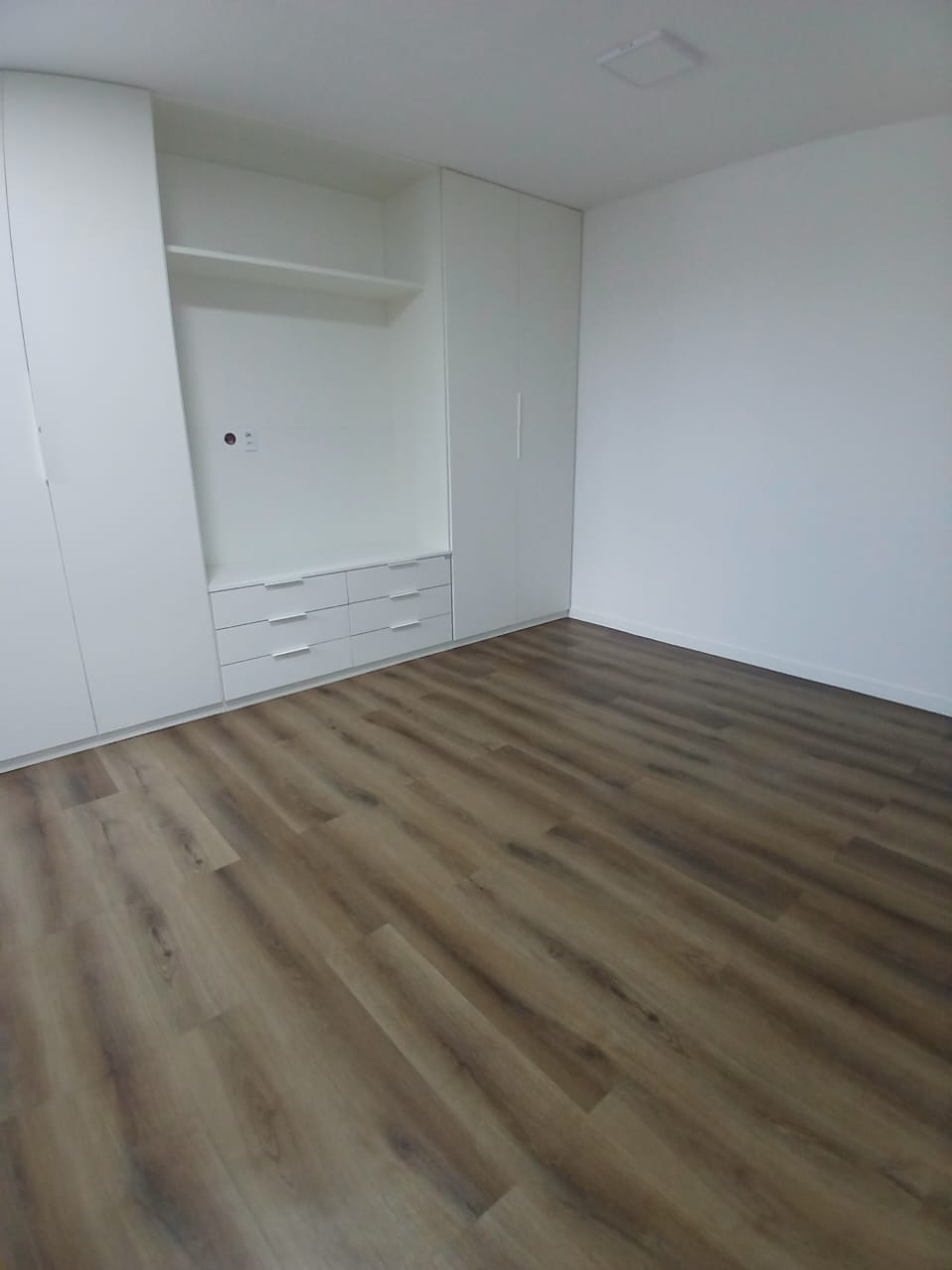Imagem Apartamento com 3 Quartos para Alugar, 123 m² em São Brás - Belém Imagem Apartamento com 3 Quartos para Alugar, 123 m² em São Brás - Belém