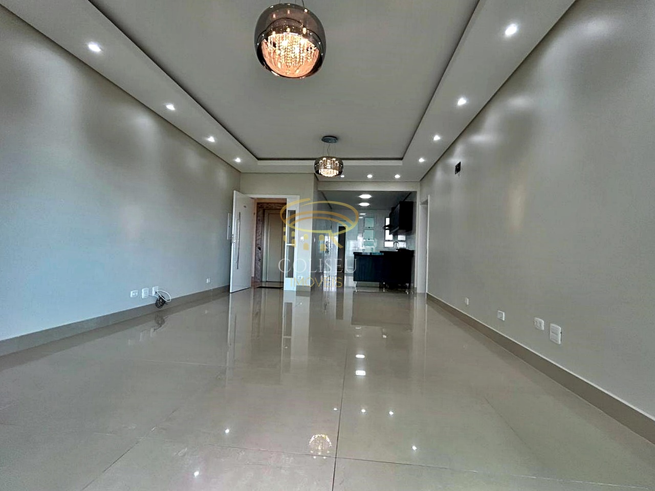 Imagem Apartamento com 3 Quartos à Venda, 147 m²em Zona Armazém - Maringá