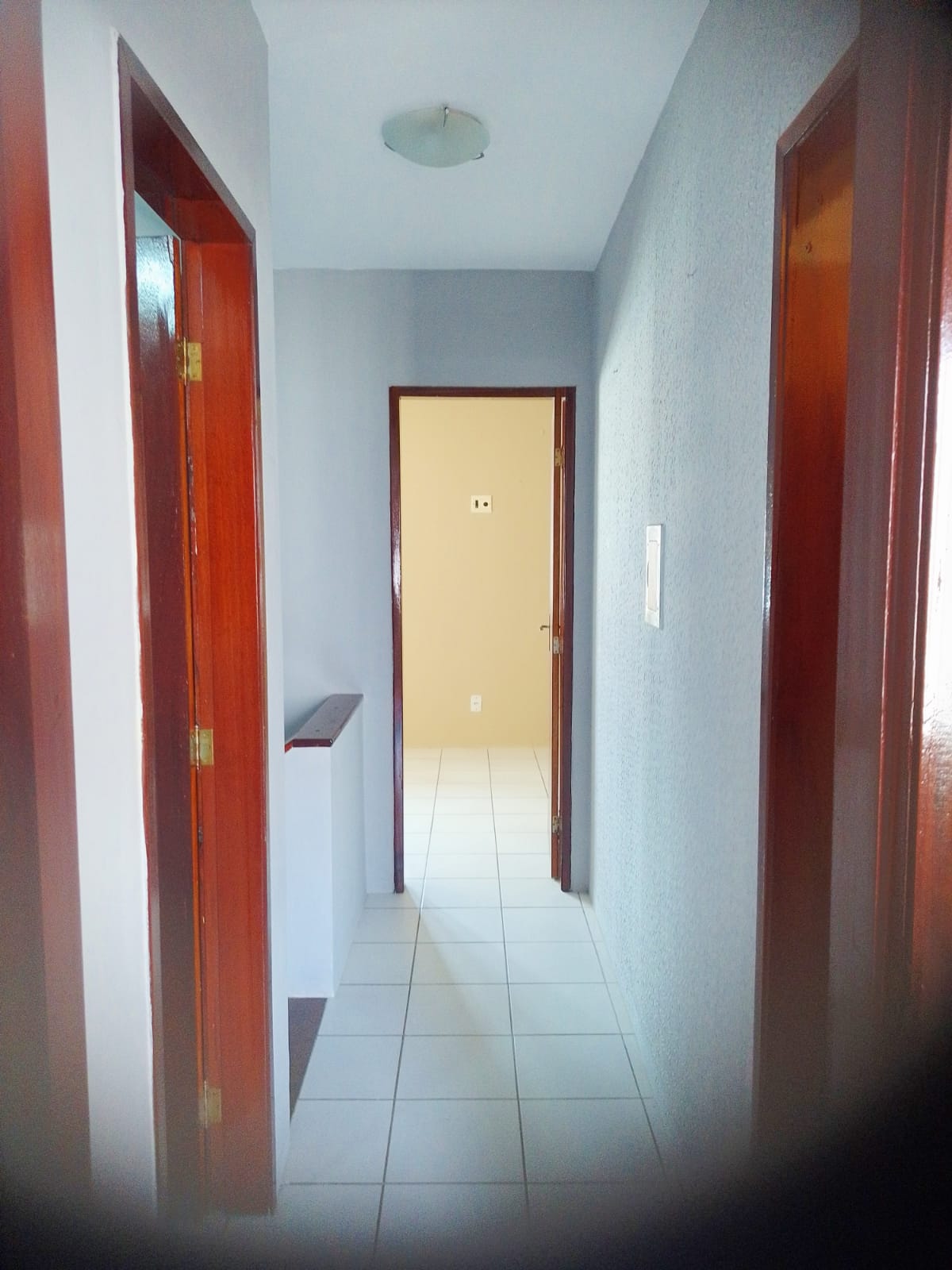 Imagem Casa com 3 Quartos à Venda, 110 m²em Itaperi - Fortaleza Imagem Casa com 3 Quartos à Venda, 110 m²em Itaperi - Fortaleza