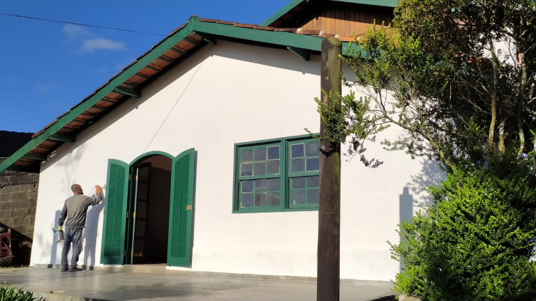 Imagem Casa com 4 Quartos à Venda ou Temporada, 711 m²em Alto Vila Inglesa - Campos do Jordão Imagem Casa com 4 Quartos à Venda ou Temporada, 711 m²em Alto Vila Inglesa - Campos do Jordão