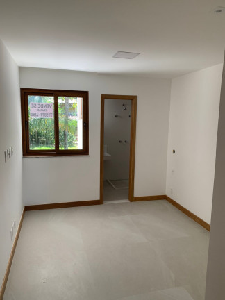 Imagem Casa de Condomínio com 2 Quartos à Venda,  em Praia do Forte - Mata de São João