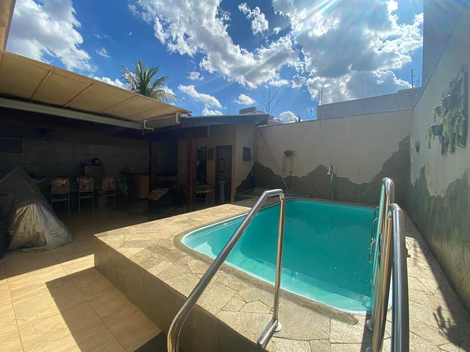 Imagem Casa com 3 Quartos à Venda, 138 m² em Jardim Simões - São José do Rio Preto Imagem Casa com 3 Quartos à Venda, 138 m² em Jardim Simões - São José do Rio Preto