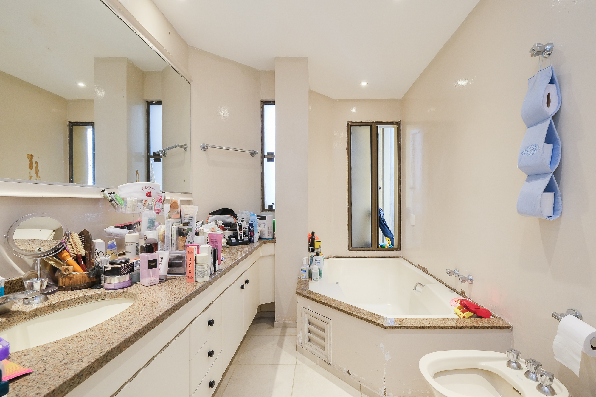 Imagem Apartamento com 4 Quartos à Venda ou Locação, 270 m²em Santa Cecília - São Paulo