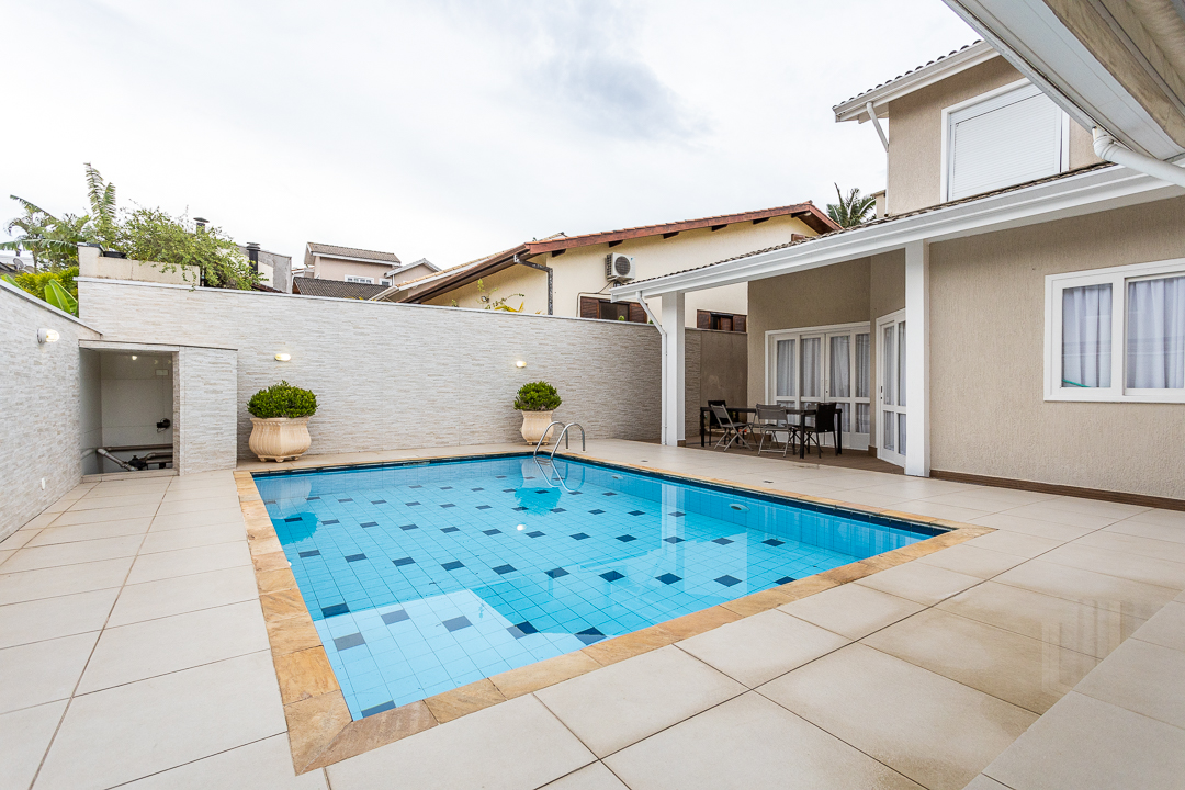 Imagem Casa de Condomínio com 3 Quartos à Venda, 280 m² em Alphaville - Santana de Parnaíba Imagem Casa de Condomínio com 3 Quartos à Venda, 280 m² em Alphaville - Santana de Parnaíba