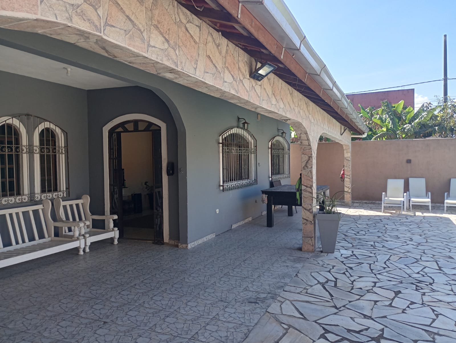Imagem Casa com 3 Quartos à Venda, 130 m²em Jardim Virgínia - Guarujá Imagem Casa com 3 Quartos à Venda, 130 m²em Jardim Virgínia - Guarujá