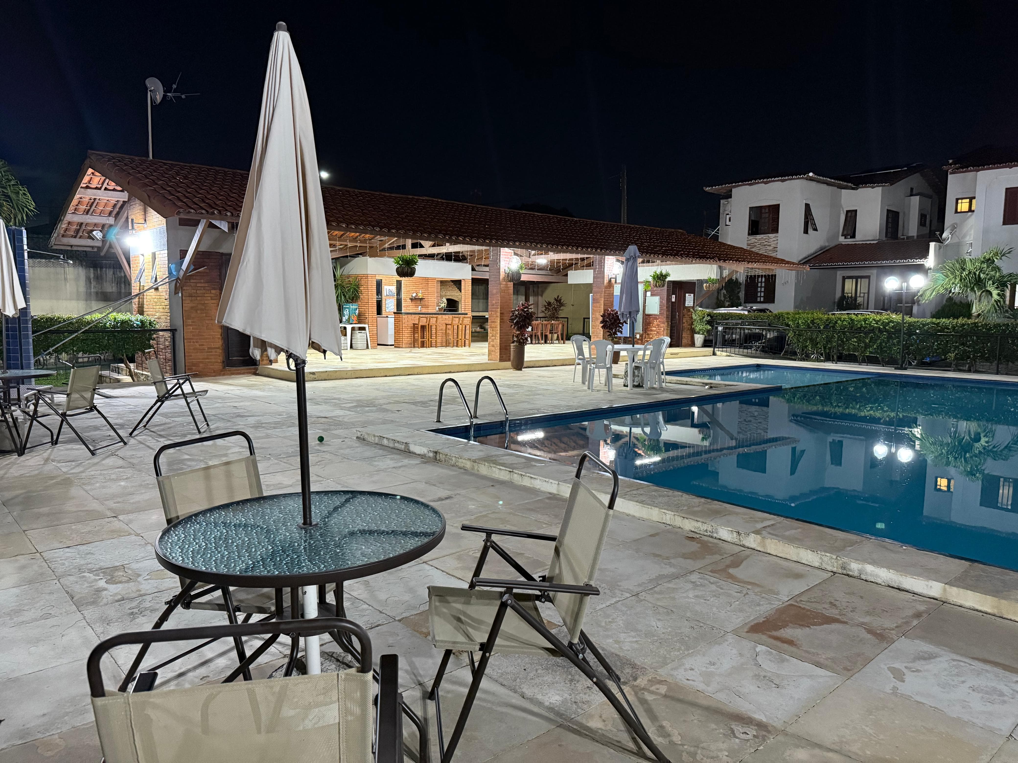 Imagem Casa de Condomínio com 4 Quartos à Venda, 198 m² em Sapiranga-Coité - Fortaleza Imagem Casa de Condomínio com 4 Quartos à Venda, 198 m² em Sapiranga-Coité - Fortaleza