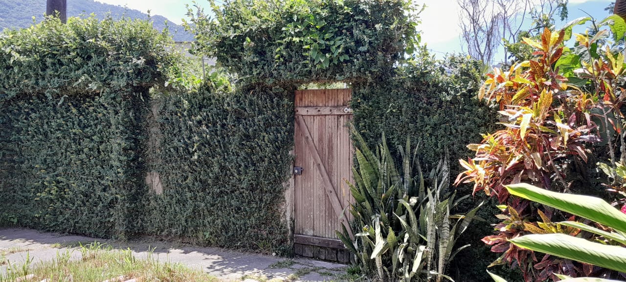 Imagem Casa de Condomínio com 3 Quartos à Venda, 74 m² em Vargem Pequena - Rio de Janeiro