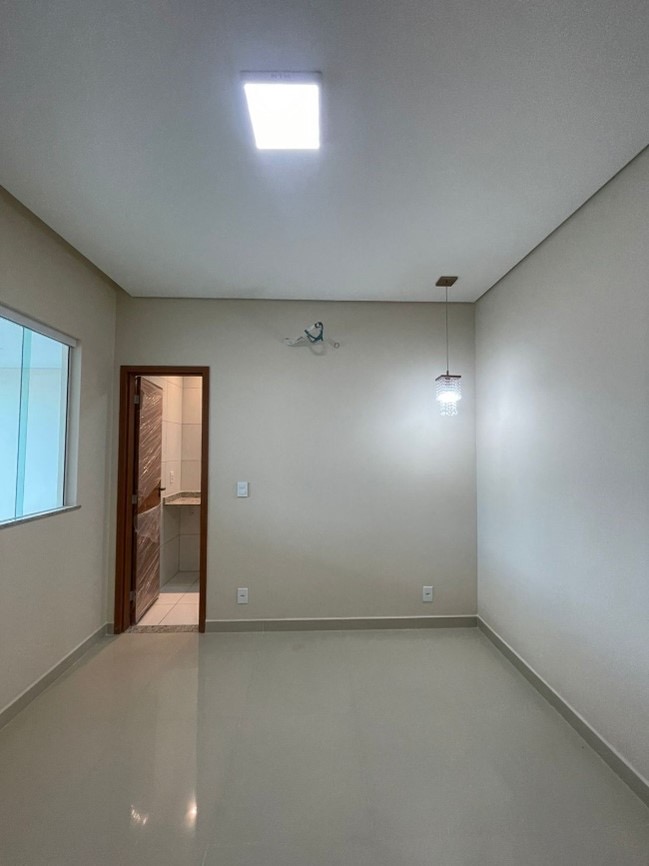 Imagem Casa de Condomínio com 3 Quartos à Venda ou Locação, 172 m²em Ponta Negra - Manaus