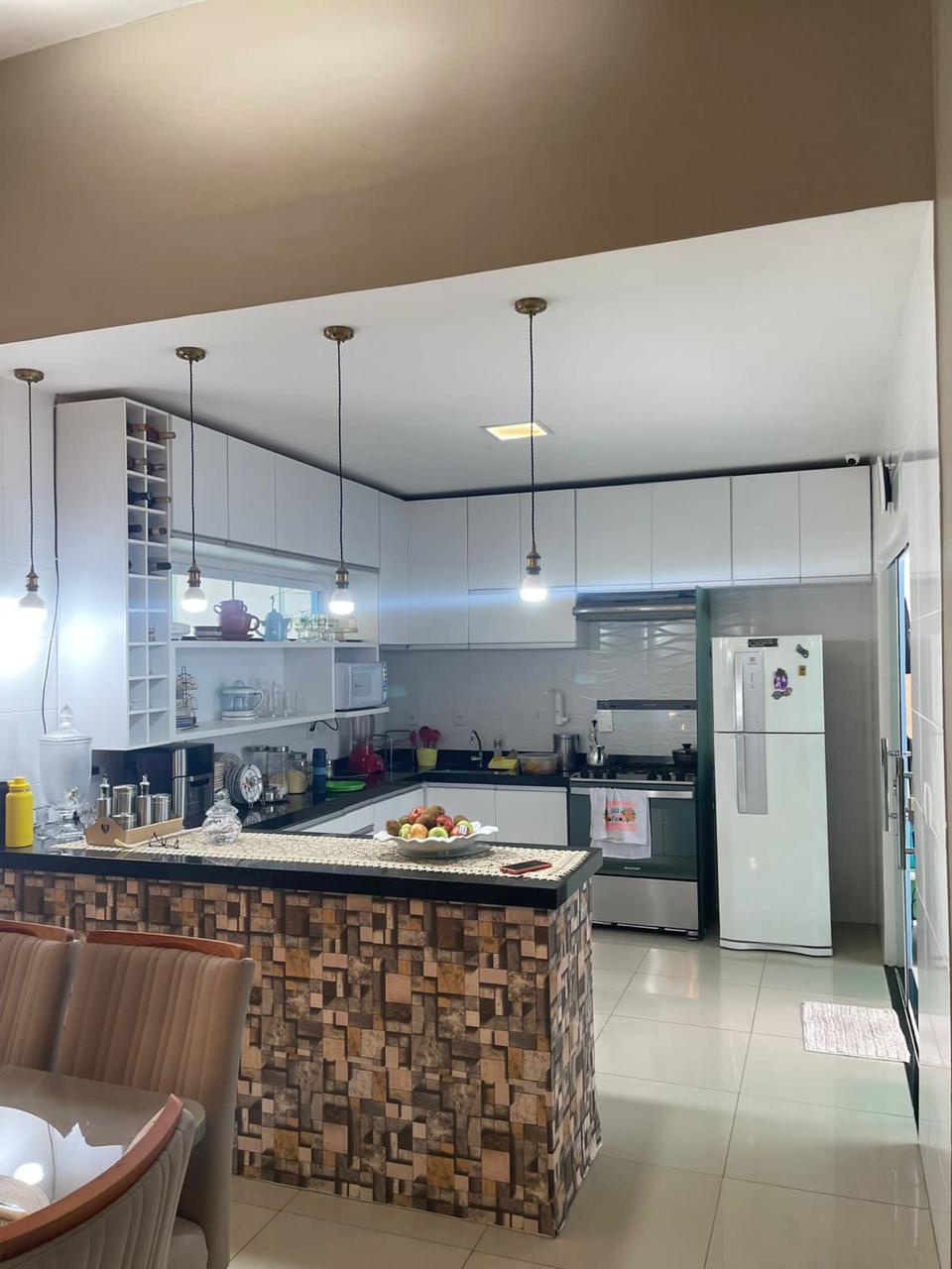 Imagem Casa de Condomínio com 3 Quartos à Venda, 250 m²em Tapanã (Icoaraci) - Belém Imagem Casa de Condomínio com 3 Quartos à Venda, 250 m²em Tapanã (Icoaraci) - Belém