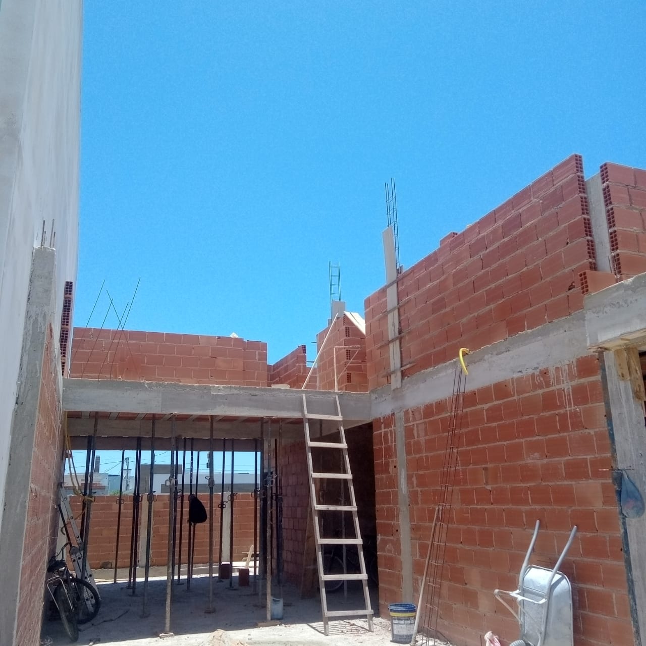 Imagem Casa com 3 Quartos à Venda, 181 m²em Centro - Campos dos Goytacazes