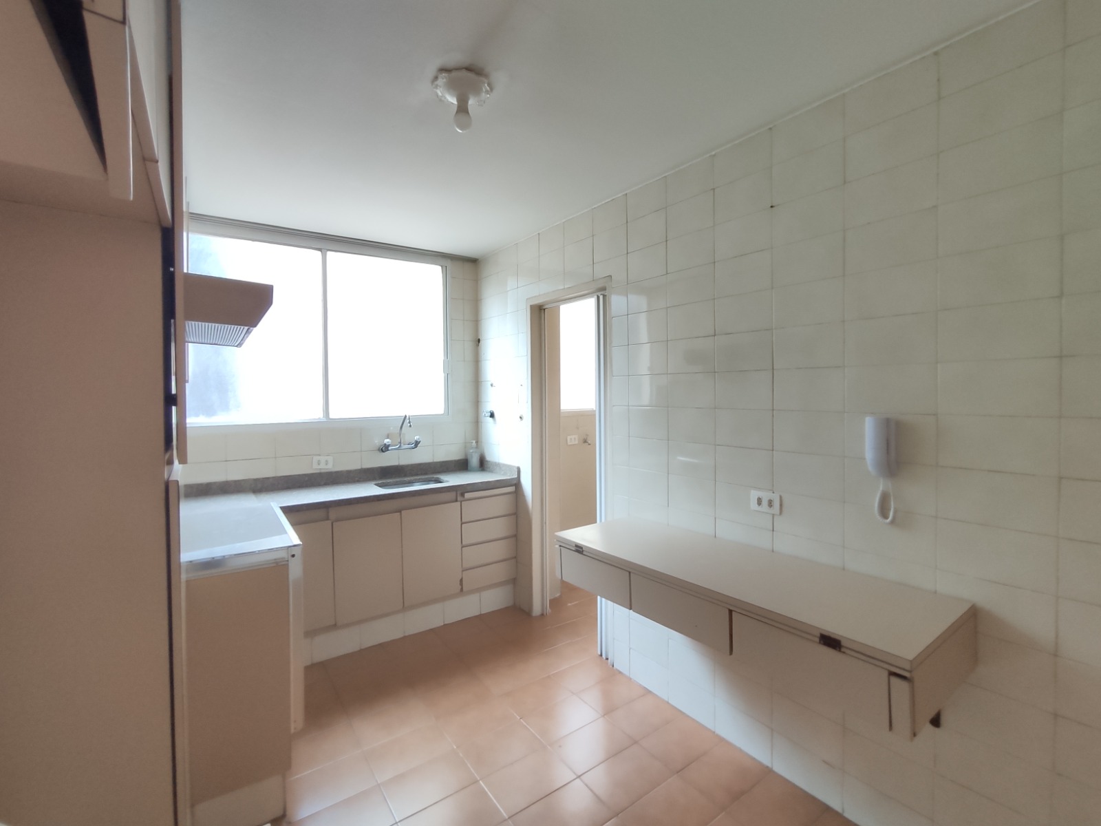 Imagem Apartamento com 2 Quartos para Alugar, 75 m²em Moema - São Paulo Imagem Apartamento com 2 Quartos para Alugar, 75 m²em Moema - São Paulo