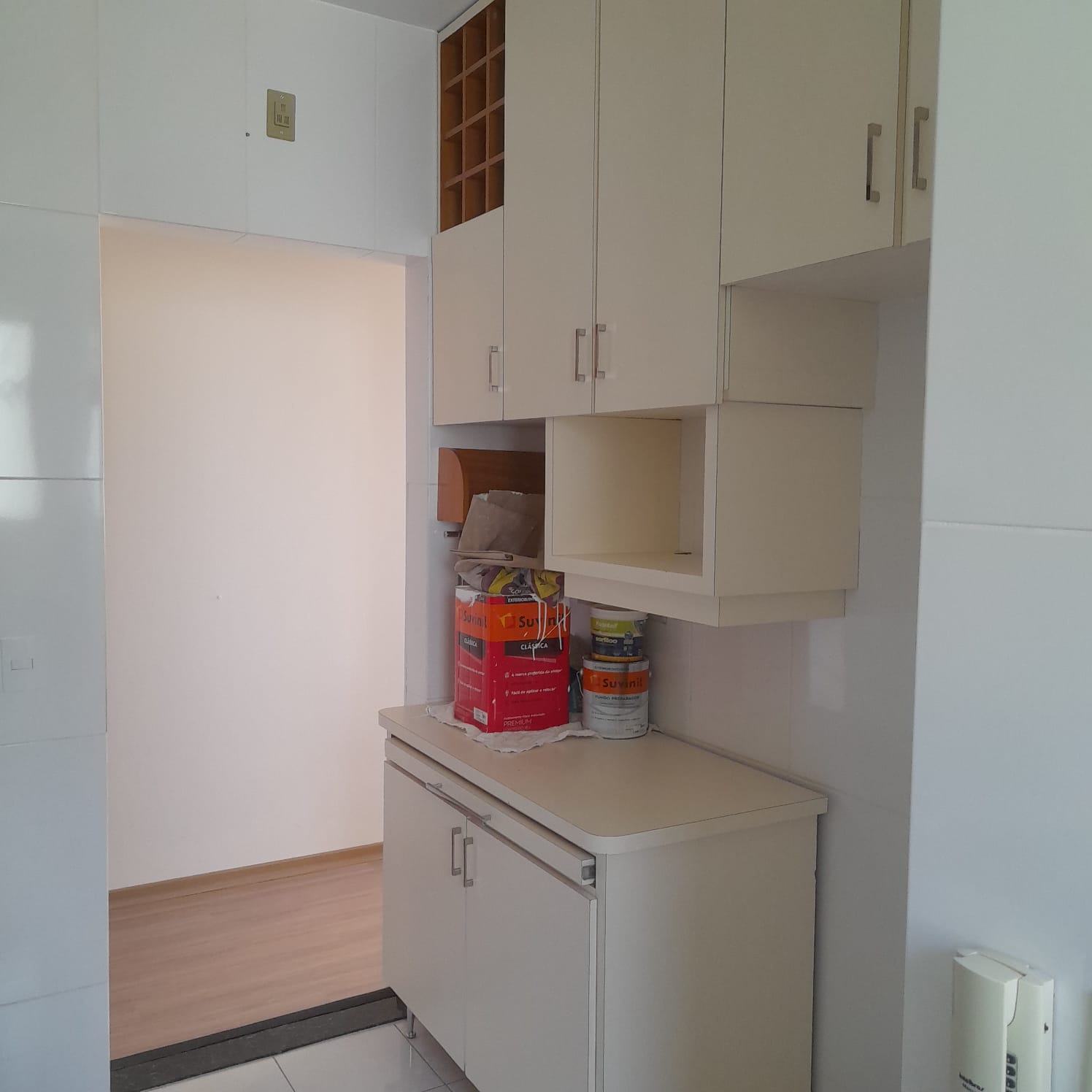 Imagem Apartamento com 3 Quartos à Venda, 70 m²em Cláudia - Londrina