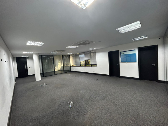 Imagem Imóvel Comercial à Venda ou Locação, 650 m²em Jardim Everest - São Paulo Imagem Imóvel Comercial à Venda ou Locação, 650 m²em Jardim Everest - São Paulo