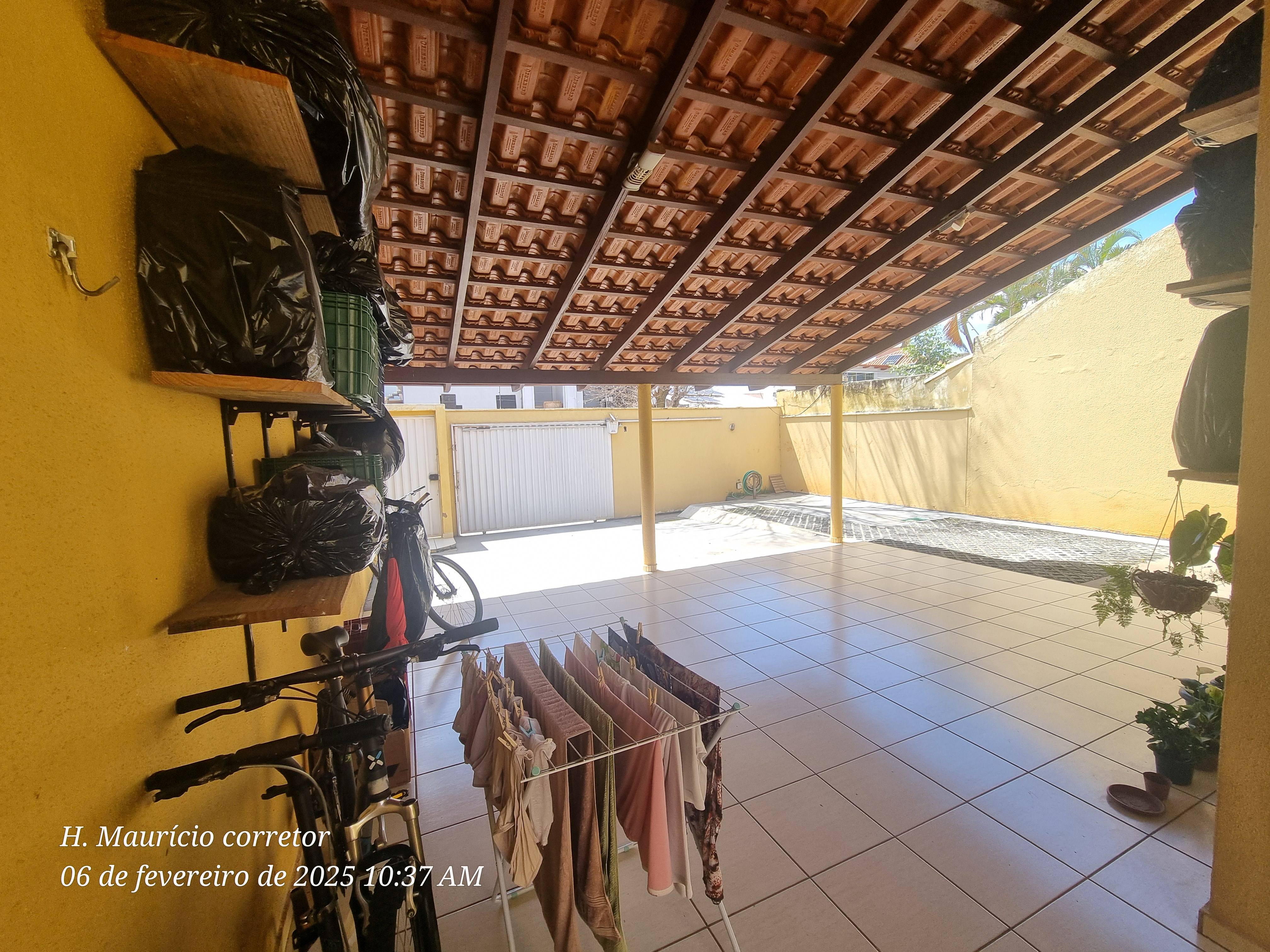 Imagem Sobrado com 3 Quartos à Venda, 151 m² em Santa Genoveva - Goiânia Imagem Sobrado com 3 Quartos à Venda, 151 m² em Santa Genoveva - Goiânia
