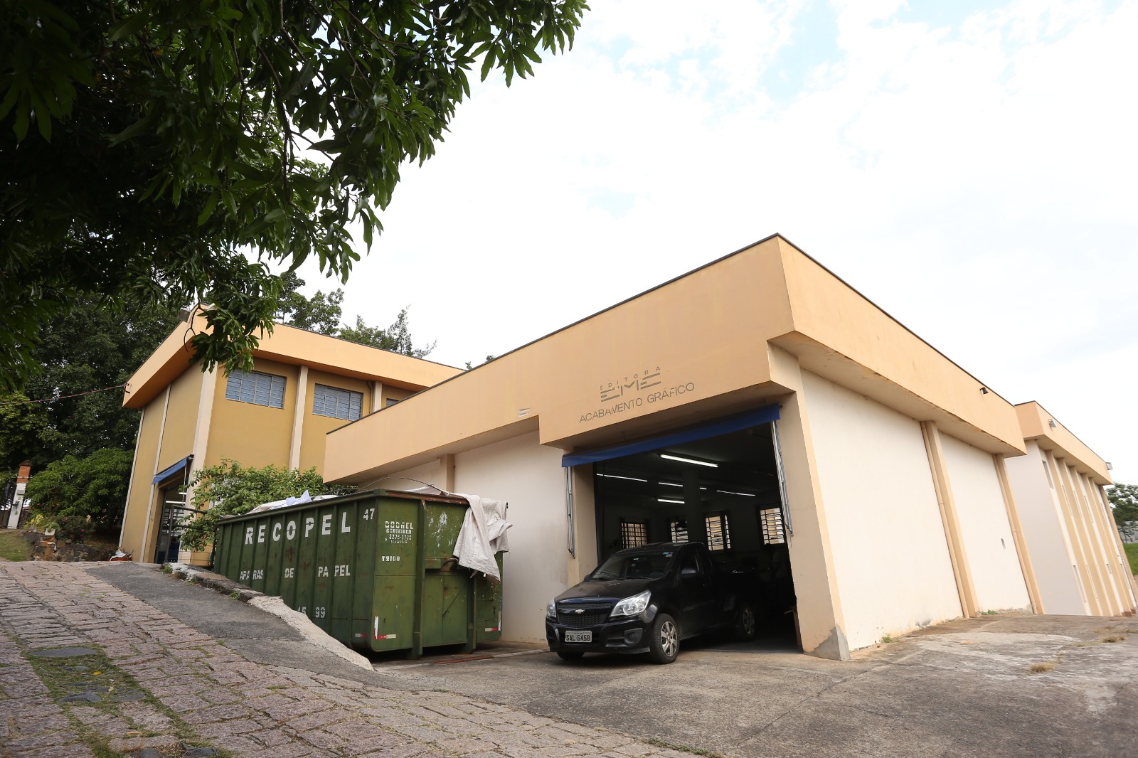 Imagem Imóvel Comercial à Venda, 2 m²em Vila Fátima - Capivari Imagem Imóvel Comercial à Venda, 2 m²em Vila Fátima - Capivari