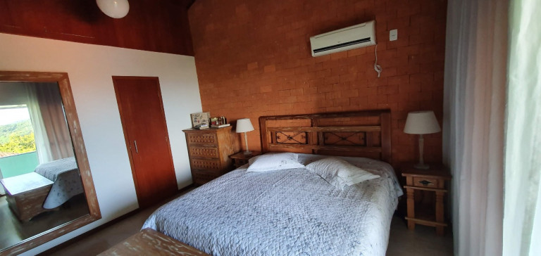 Imagem Casa com 3 Quartos à Venda, 180 m² em Freguesia (Jacarepaguá) - Rio de Janeiro Imagem Casa com 3 Quartos à Venda, 180 m² em Freguesia (Jacarepaguá) - Rio de Janeiro