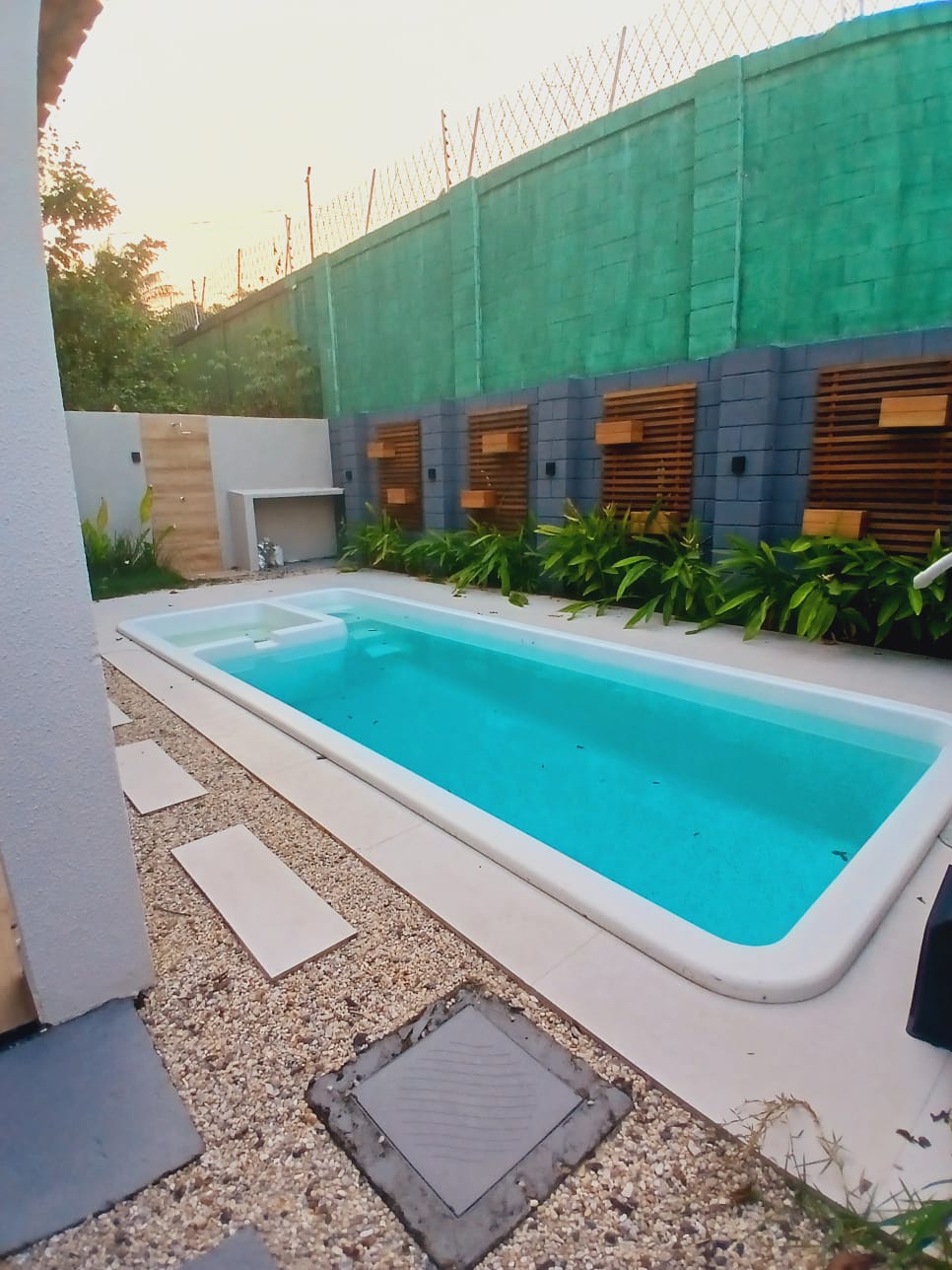 Imagem Casa com 4 Quartos à Venda, 241 m² em Ponta Negra - Manaus Imagem Casa com 4 Quartos à Venda, 241 m² em Ponta Negra - Manaus