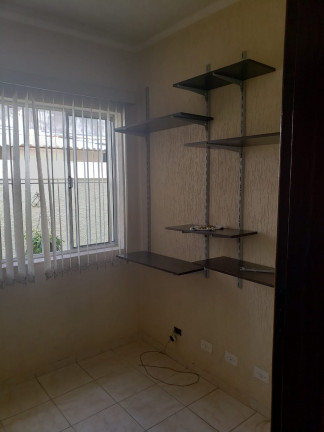 Imagem Sobrado com 4 Quartos para Alugar, 260 m² em Vila Nivi - São Paulo